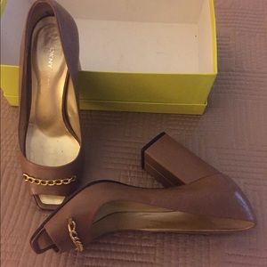 DKNY HEELS